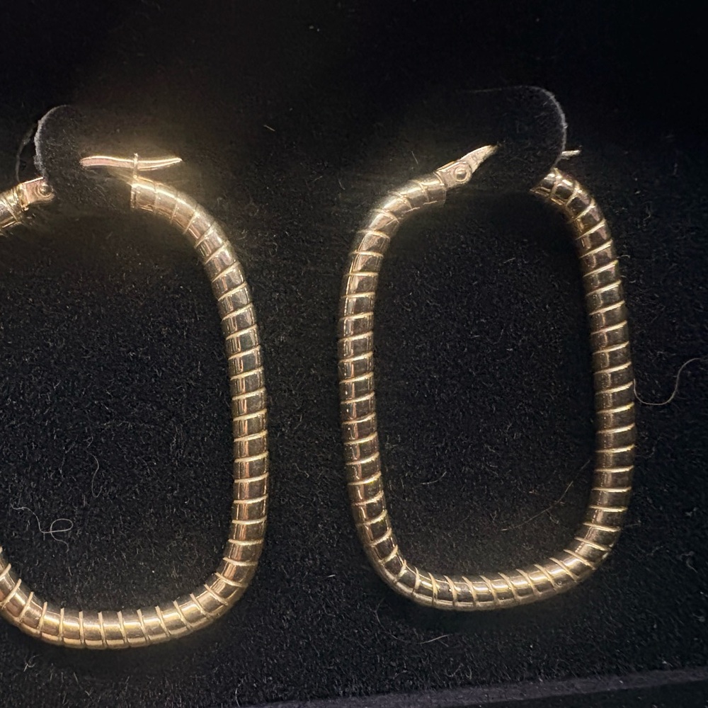 14 Kt. Gold Rectangular Hoops - Picture 2 of 3